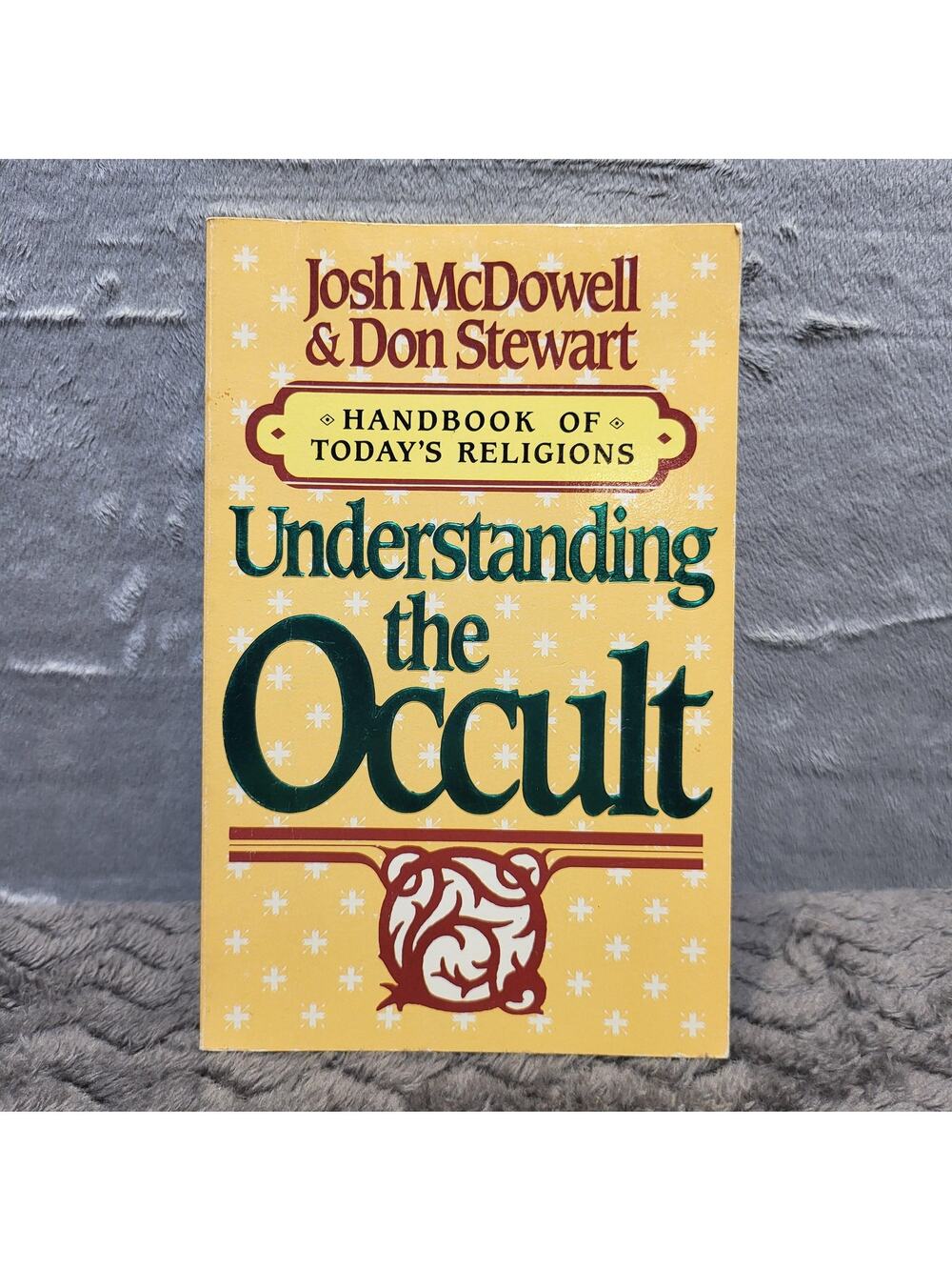 Vintage Understanding The Occult Handbook Of Today's Religions Josh McDowell PB